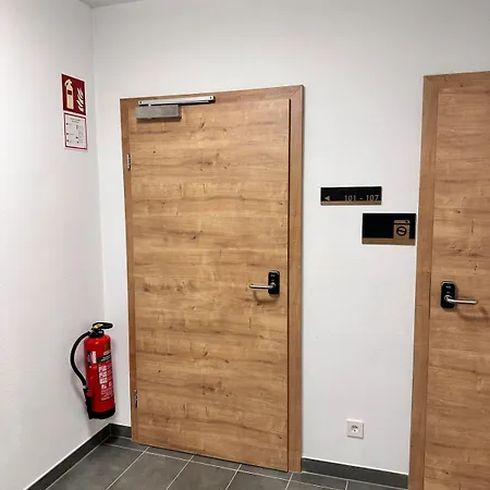 Alpin 105 Апартаменты Шладминг